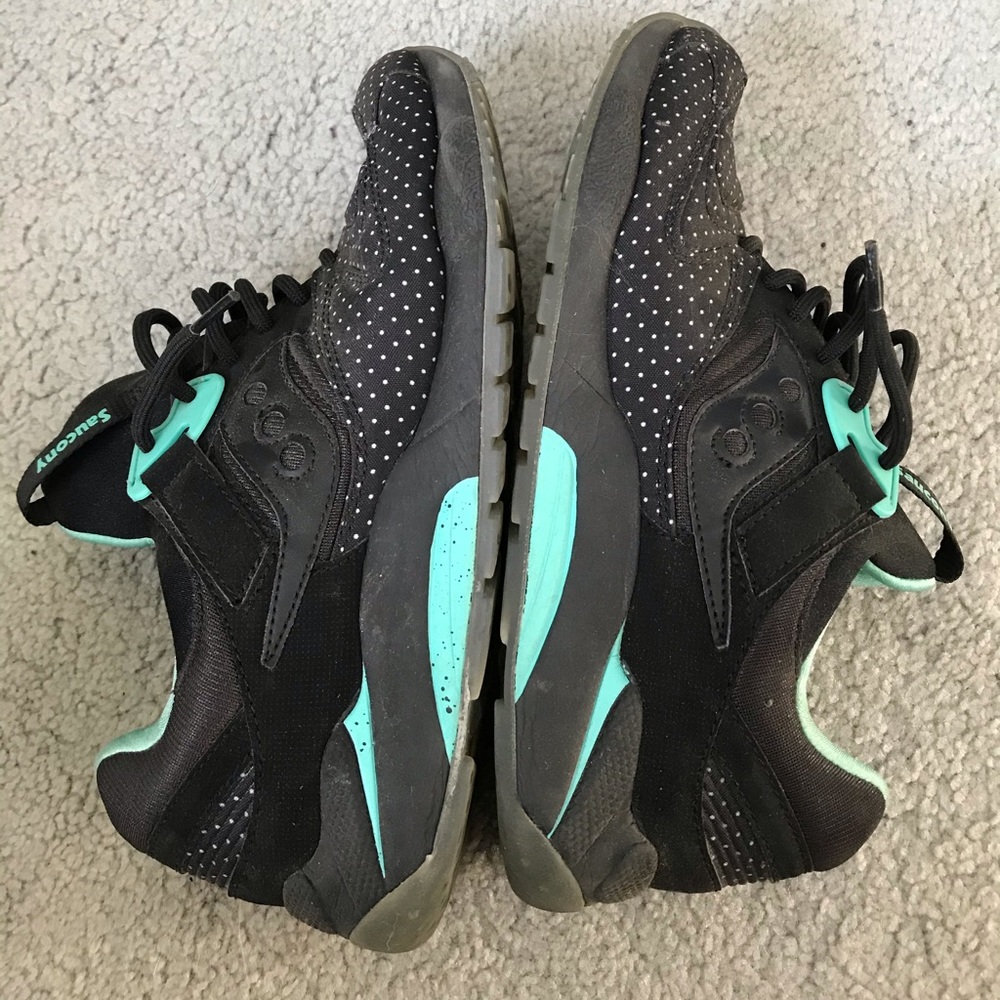 Saucony Mint Polka dot sneakers